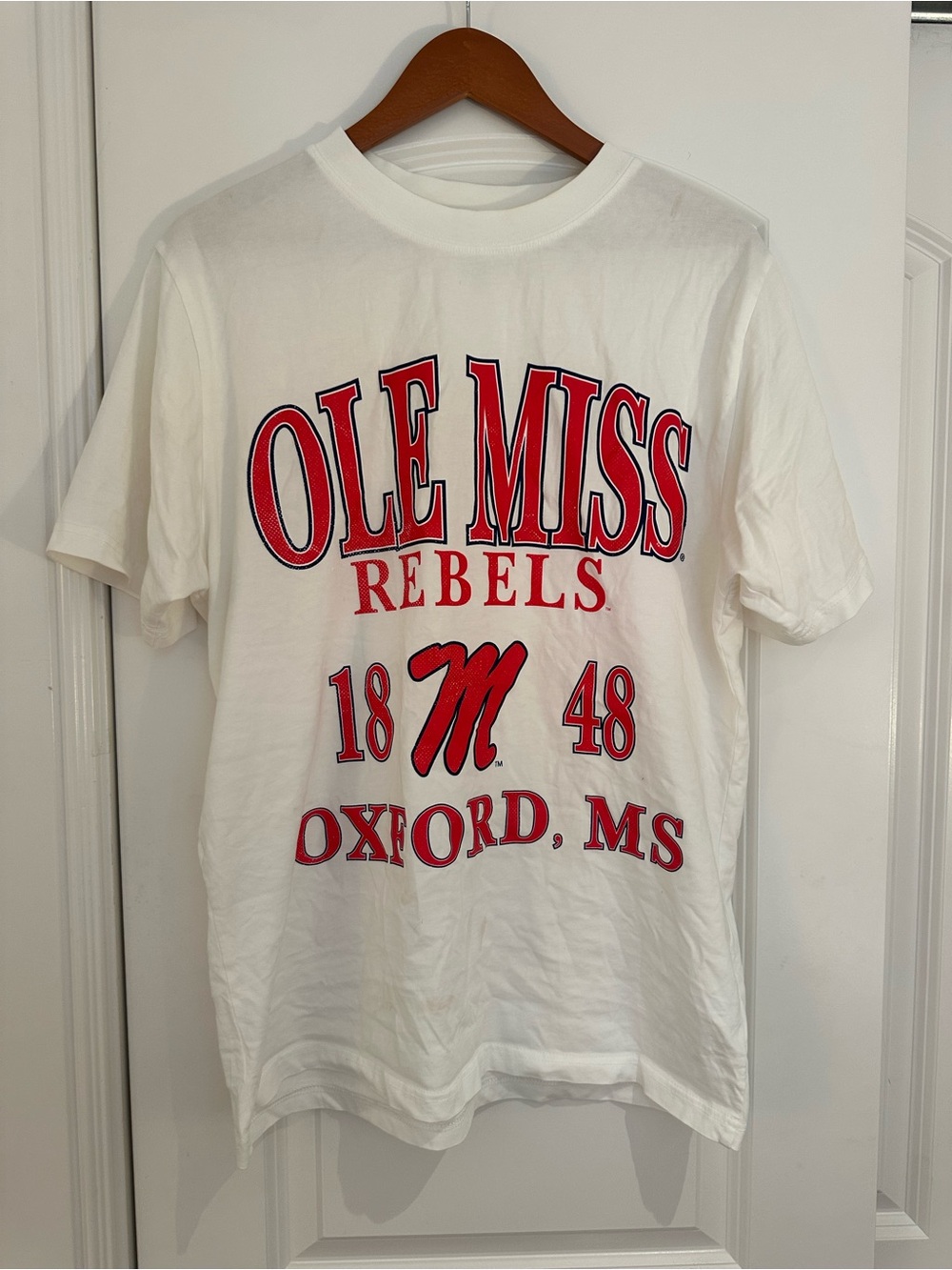 Ole Miss Rebels White Short Sleeve Graphic Tee